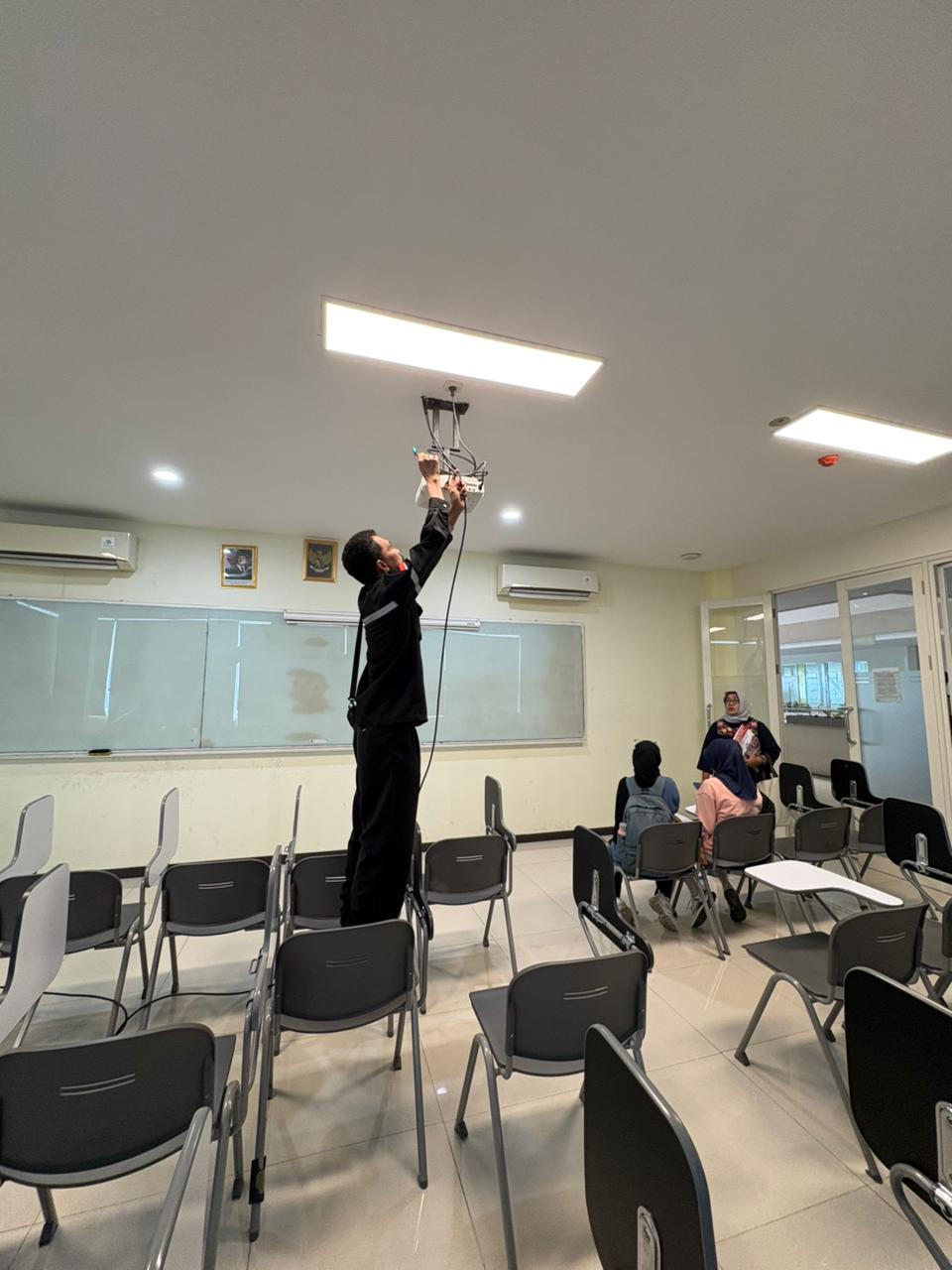 Tingkatkan Kenyamanan Kampus, BPM UNTAG Surabaya Laksanakan Audit Sarana dan Prasarana