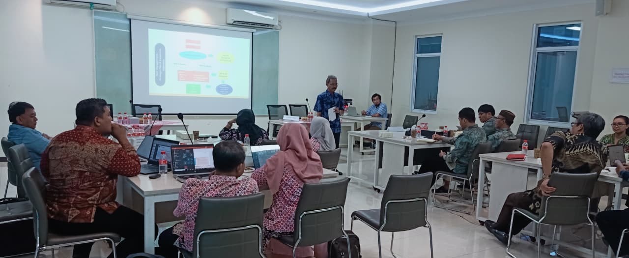 Workshop Manajemen Risiko YPTA Surabaya Perkuat Tata Kelola Satuan Pendidikan