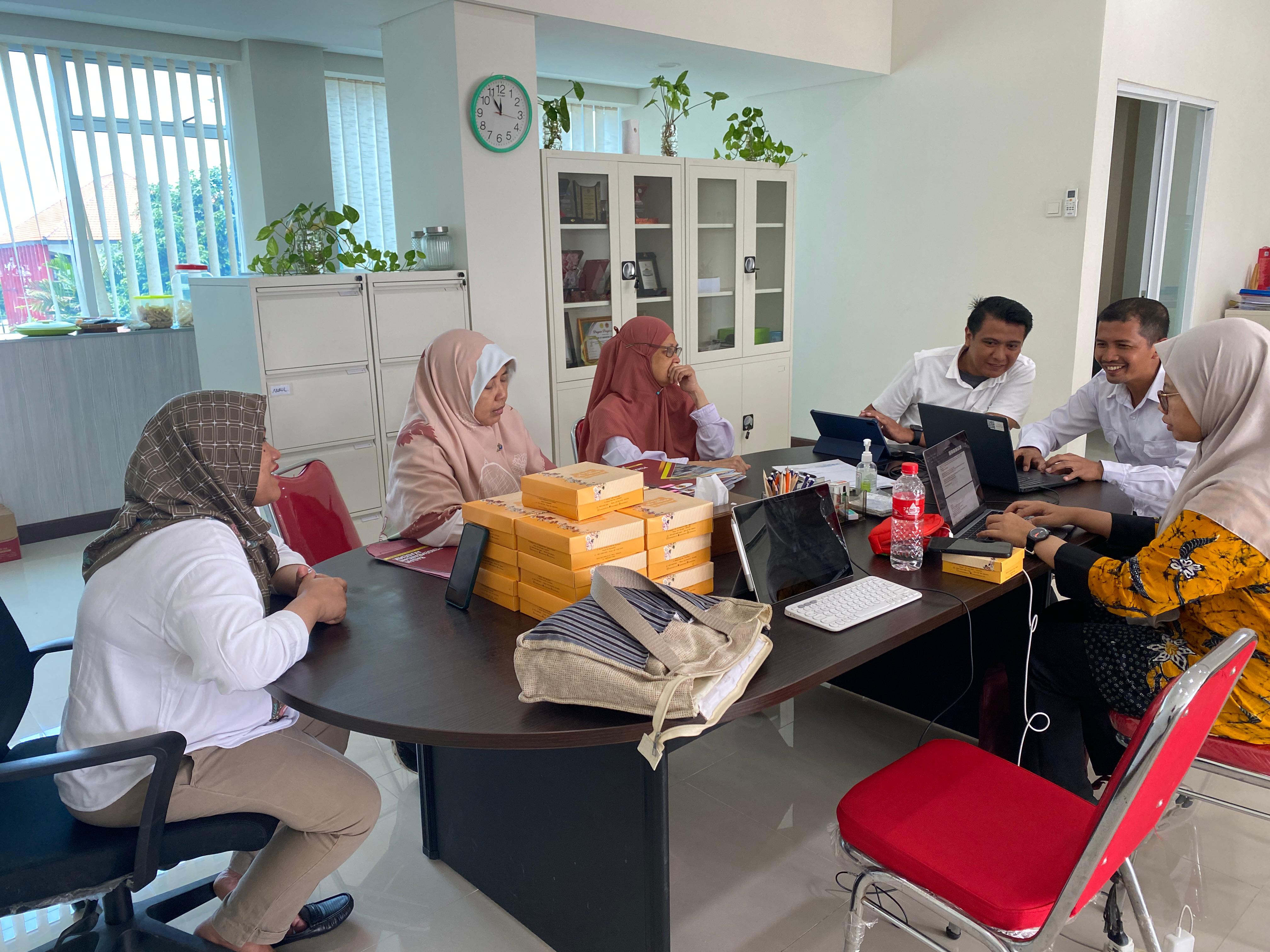 Proses Asesmen Pelaksanaan Reakreditasi ISO 21001 dan ISO 9001 di Untag Surabaya